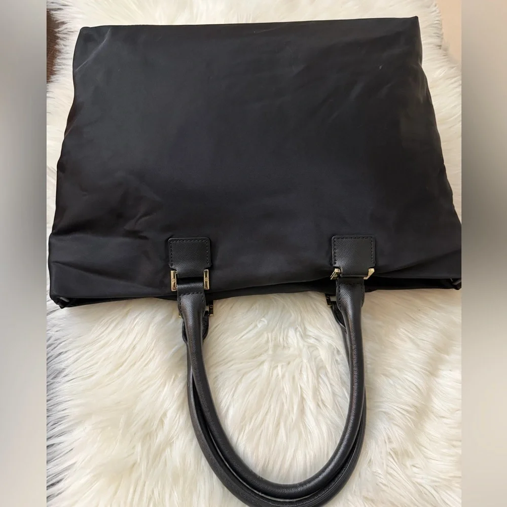 Black Medium Tory Burch Bag